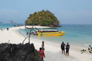 7 Islands Sunset tour by Speed boat - Pickup, group size, and the onboard team vibe