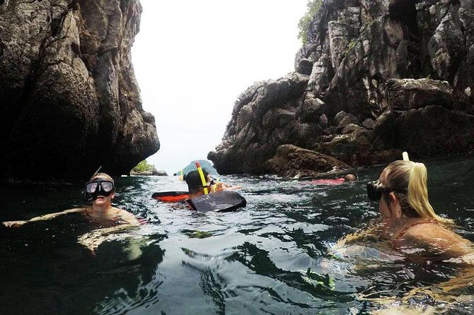 Amazing Krabi 7 Islands One Day Snorkeling Tour By Big Longtail Boat - Ao Nam Mao Beach: the warm-up swim stop