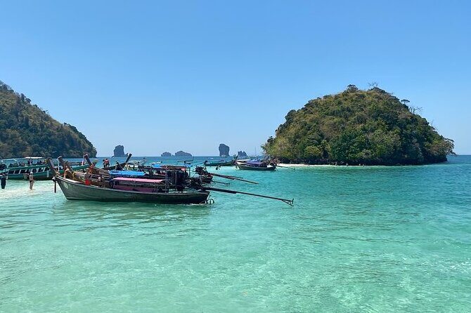 Best of Krabi 7 Islands Sunset Tour Speedboat/Long Tail Boat - Stop 1: Phra Nang Cave Beach for Classic Railay Time