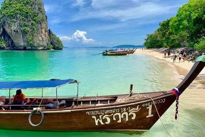Best of Krabi 7 Islands Sunset Tour Speedboat/Long Tail Boat - Stop 3: Chicken Island for Snorkeling Over the Reefs