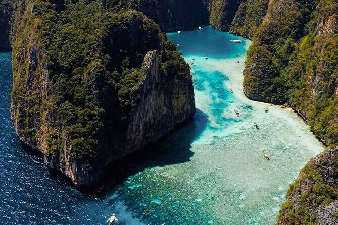 Early Bird Phi Phi + 4 Islands by Speedboat - Why the 6:30am start changes Phi Phi Island