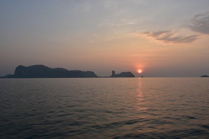 Early Bird Phi Phi Island & 4 Islands Speed Boat Tour from Krabi - Krabi Pickup Timing: From Possible 6am Starts to Nopparat Thara