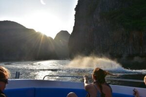 Early Bird Phi Phi Island & 4 Islands Speed Boat Tour from Krabi - The Speedboat Ride to Phi Phi Leh: Fast, Fun, and Controlled