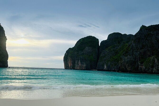 Early Bird Trip Phi Phi & 4 Islands–Premium Speedboat from Krabi - Getting to the dock: Krabi pickup and the 6am reality check