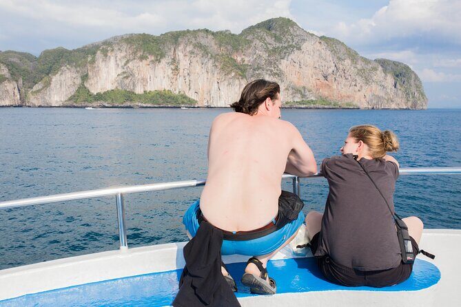 Ferry Transfer from Krabi Klong Jilad Pier to Phi Phi Tonsai - Booking tips that keep your day smooth