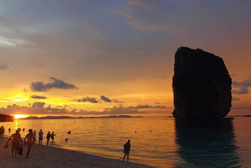 From Ao Nang Hong Island Longtail Cruise with Sunset Dinner - What to bring so the day feels easy, not chaotic