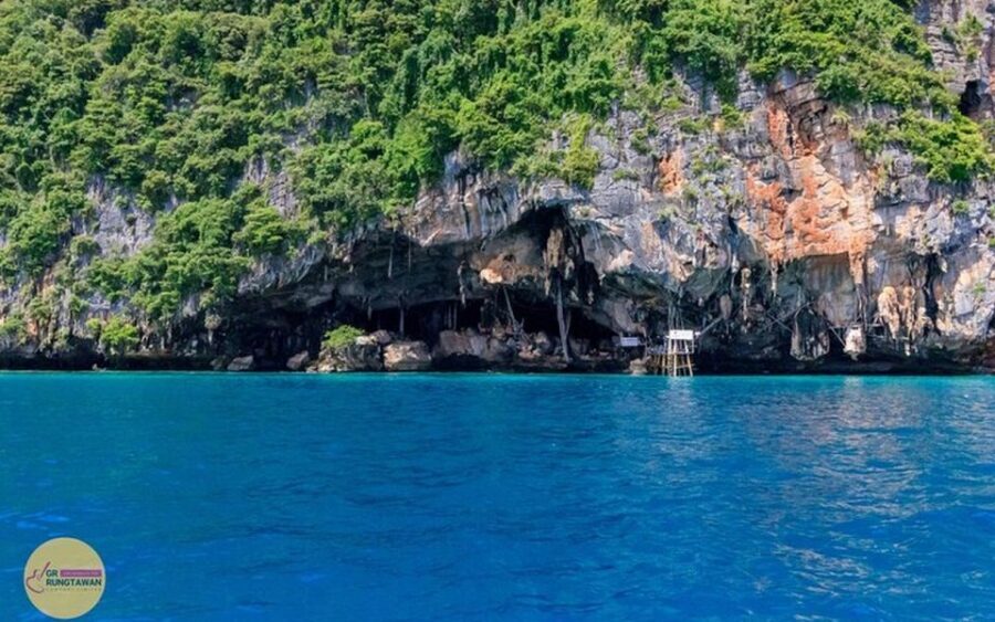 From Ao Nang: Phi Phi Islands Day Tour by Boat with Lunch - Speedboat day-trip basics from Ao Nang: pickup, timing, and how “7.5 hours” really feels