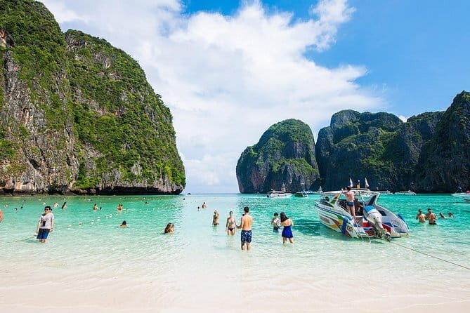 From Krabi - 4 Islands Speedboat Tour with Lunch & Snorkelling - Phra Nang Cave Beach: fine sand and a living local site
