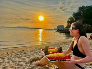 From Krabi: Hong Island Sunset Tour+Bioluminescent Plankton - Getting from Krabi to the islands: longtail boat energy