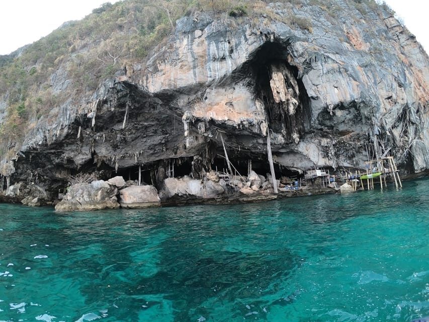 From Krabi: Phi Phi Islands Speedboat Day Tour - Lunch at Arida Restaurant and Bamboo Island: the day’s best comfort break