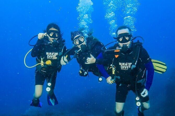 From Phi Phi: PADI Open Water Course <em>eLearning (2+ days) – Key reasons this course is worth a look’ /></p>
<ul>
<li><strong>PADI eLearning first</strong>: you study and complete parts online on your own schedule before you show up.</li>
<li><strong>Small classes (max 10)</strong>: more attention per person, not a cattle-car format.</li>
<li><strong>Confined training + swim tests + theory</strong>: the course doesn’t rush past the fundamentals.</li>
<li><strong>Boat time with built-in breaks</strong>: each boat day includes <strong>two underwater training sessions</strong> plus lunch.</li>
<li><strong>Eco-minded habits</strong>: zero-waste lunch, eco-friendly diving practices, and reef-respect rules.</li>
<li><strong>Instructor styles that click</strong>: you may be taught by staff like Jose (Spanish/English), Caroline, Rebecca, Renzo, or Michael Davey.</li>
</ul>
<h2 id="padi-open-water-with-elearning-why-the-pre-work-helps">PADI Open Water with eLearning: why the pre-work helps</h2>
<p><img src=