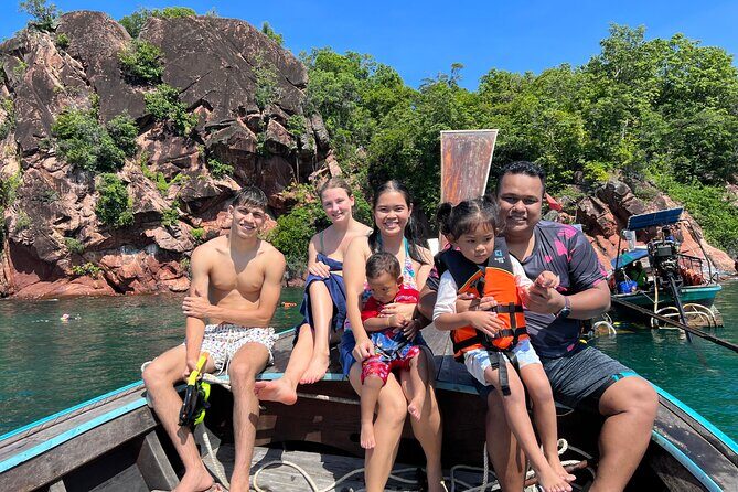 Hong Islands Longtail Boat Tour with Kayak Paddling - Snorkeling at Koh Daeng: when it shines and when it doesn’t