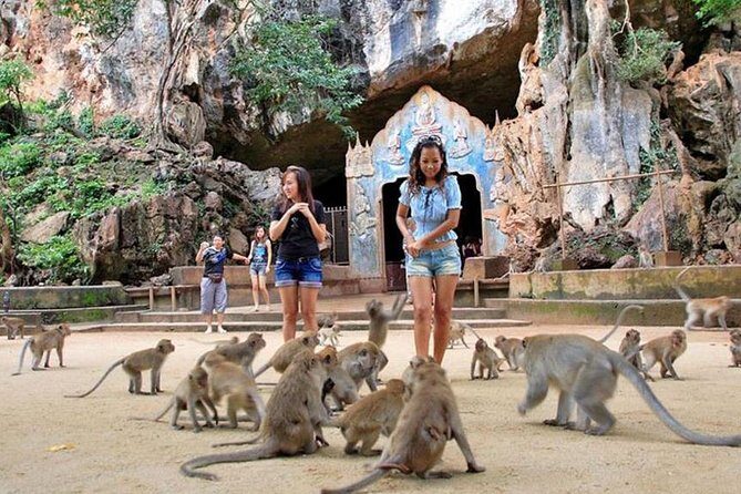 James Bond Island and Phang Nga Bay Tour from Krabi - Pickup and timing: morning start at 9:00, but expect delays