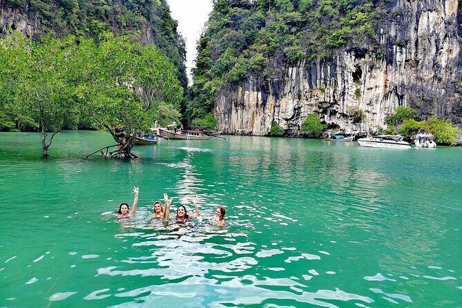 Koh Hong Private Tour from Krabi by Speedboat - What’s included: gear, insurance, and a lunch you’ll actually look forward to