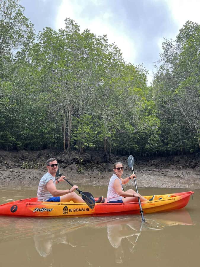 Koh Lanta: Amazon Mangrove Kayaking Tour With Lunch - Fishermen’s lifestyle and fish farming: the cultural lens