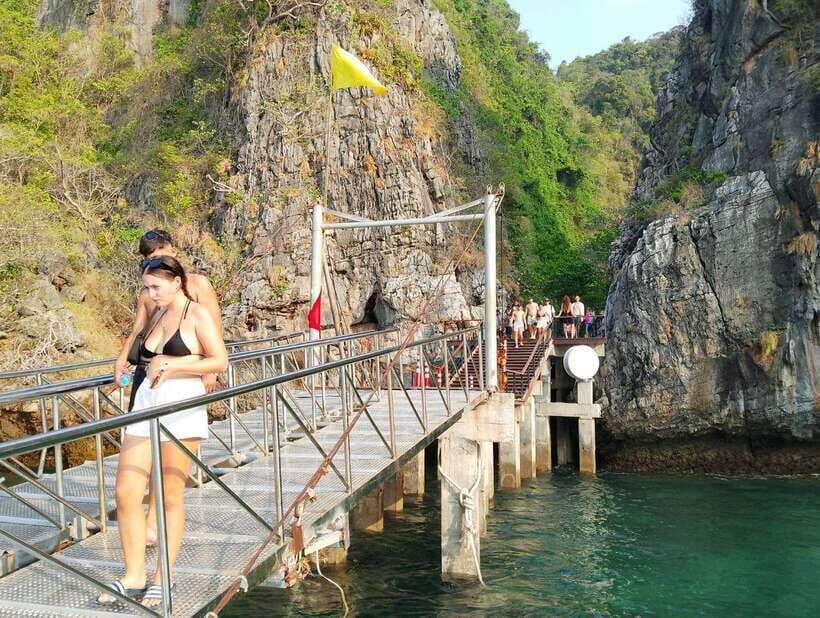 Koh Lanta: Tin's Speedboat Odyssey to Bamboo Island & Beyond - Phi Phi Don: snorkel, then Tonsai Bay walking time