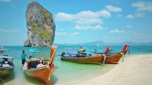 Krabi: 4 Islands Hopping & Snorkeling Tour - Phra Nang Cave and Beach: the start with myth and swim time