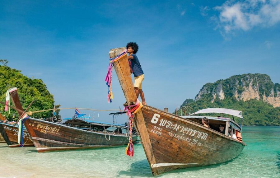 Krabi: 4 Islands & Krabi's Separated Sea Longtail Boat Tour - Chicken Island and the tide show at Mor + Koh Tub