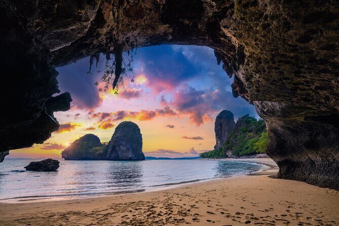 Krabi 7 Islands Snorkeling Sunset and Bioluminescence with dinner - Quick take: islands by day, bioluminescence by night