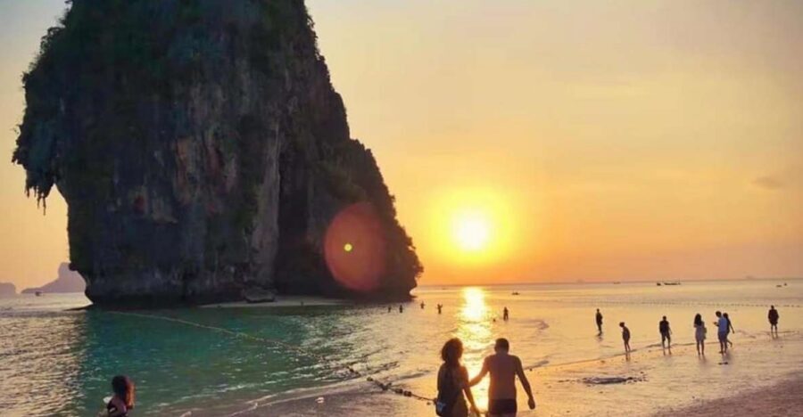 Krabi: 7 Islands Sunset Hopping Cruise with BBQ & Plankton - Thale Waek’s separated sea: the sandbar that only appears sometimes