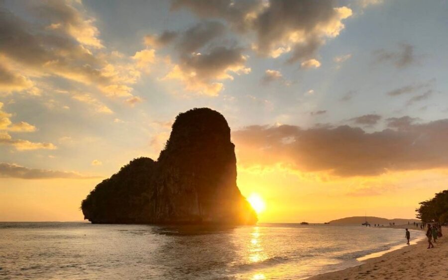 Krabi: 7 Islands Sunset Hopping Cruise with BBQ & Plankton - Bioluminescent plankton at the end: the magic, plus the real-world limits