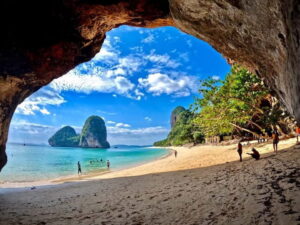 Krabi: 7 Islands Sunset Tour by Speedboat with Snorkeling - Getting to Nopparat Thara Pier: pickup options in Krabi