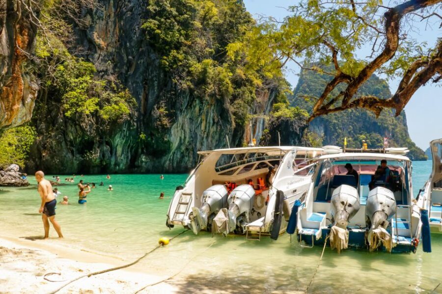 Krabi: Hong Island Day Trip by Speedboat with Thai Lunch - How the day runs from morning ride to afternoon return