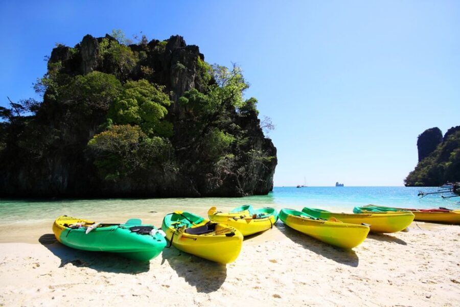 Krabi: Hong Islands Day Trip by Speedboat with Lunch - Snorkeling focus: Lao Lading’s cliffs and Pakbia sandbars