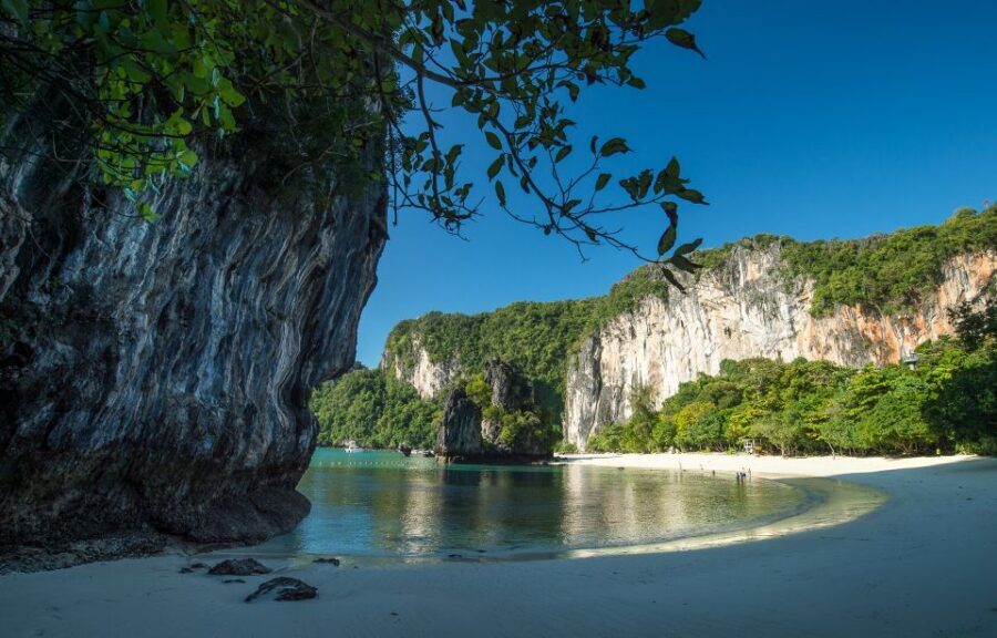 Krabi: Hong Islands Snorkeling with Lunch by Longtail Boat - Key Things That Make This Hong Islands Trip Work
