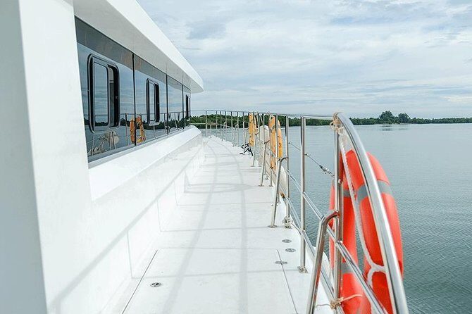 Krabi Hong Islands Sunset Party Catamaran Cruise - Sunset Party at Sea: Buffet Lunch, Music, and That Late-Day Glow
