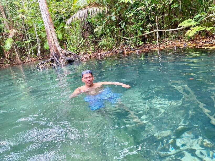 Krabi: Klong Root (Crystal lake) Kayaking tour - Crowd reality: it’s not always just you in the canal