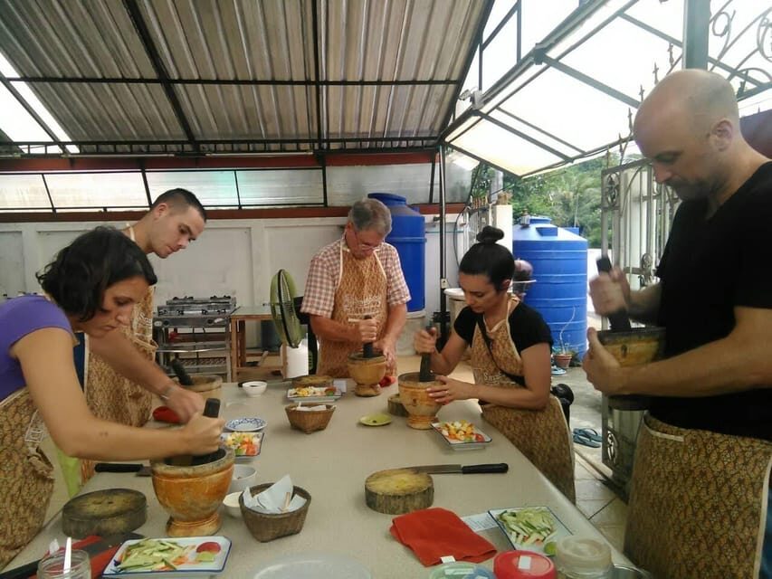 Krabi: Morning or Afternoon Culinary Adventure at Smart Cook - Choosing your 7 dishes: a menu built for variety