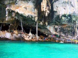 Krabi: Phi Phi Islands & Maya Bay Speedboat Tour with Lunch - Speedboat, pickup, and that first coffee at the pier