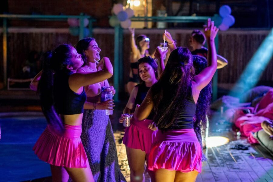 Krabi Pub Crawl - Join Nomads For The Best Night in Ao Nang! - The beach transfer and the sports bar/club pit stop
