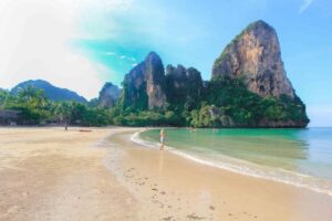 Krabi: Railay Beach Bioluminescent Plankton Ferry Cruise - Caves, limestone, and a short snorkeling window