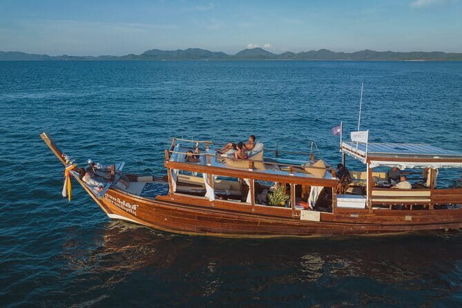 Krabi Seven Island Tour by Luxury Longtail Boat with Snorkeling - Koh Tang Ming (Ko Ma Tang Ming): the snorkeling highlight slot