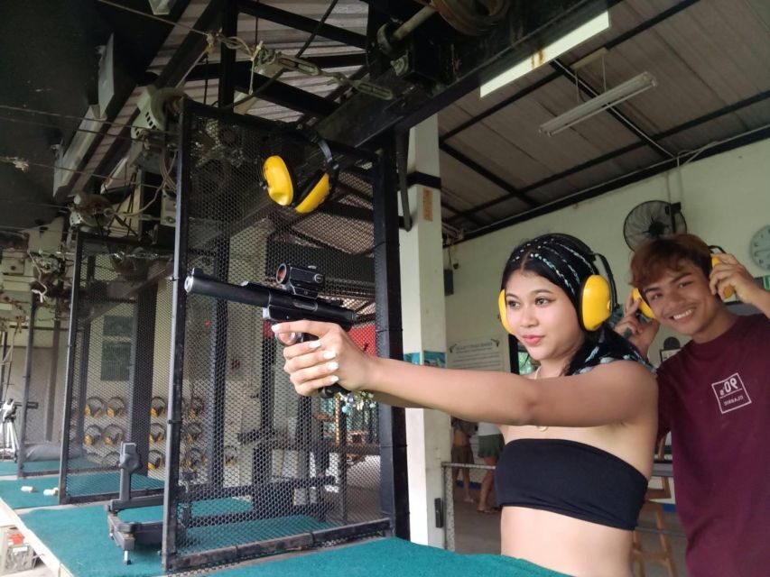 Krabi shooting range (9mm GLOCK17 10 bullet) - Who’s running the range: judges, tournament background, relaxed teaching
