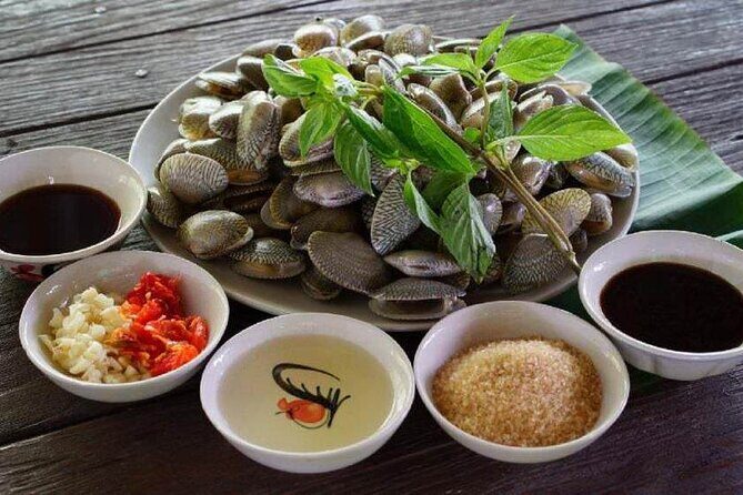 Krabi Thai Cooking Class at Ya Cookery School - Teaching style: why the instructors’ step-by-step approach stands out