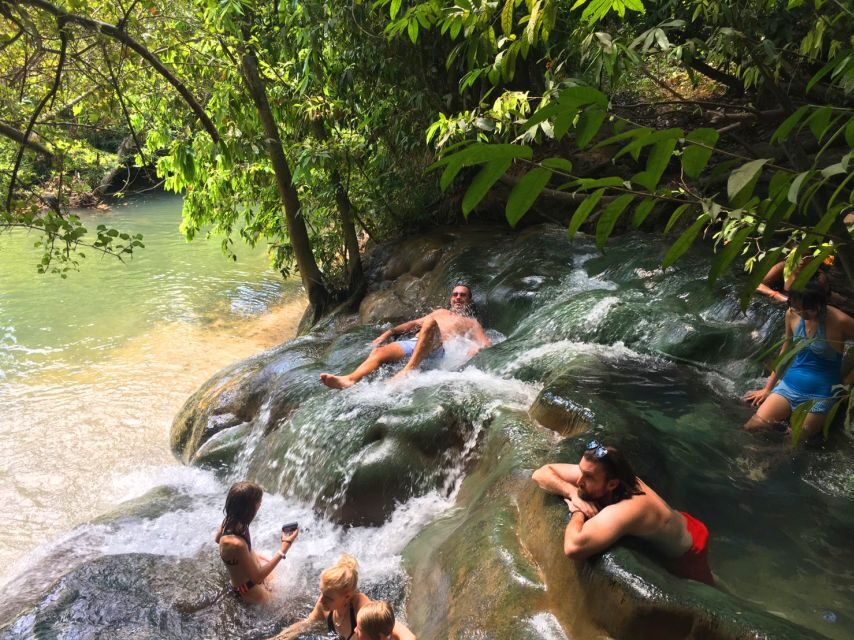 Krabi: Tiger Temple, Hot Springs & Crystal Pool Jungle Tour - Wat Tahm Suea (Tiger Cave Temple): 1,200 to 1,300 steps for real views