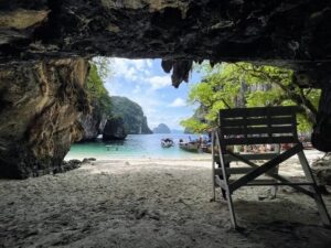 Krabi's Hong Island Speed Boat Blast with 360° Viewpoint - Speedboat Start From Wangsai Pier: Coffee, Crew, and That First Blast