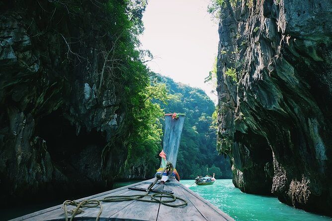 Longtail Boat Private Charter Tour to Hong Islands From Krabi - Hong Island: The Main Viewpoint Stop and Photo-Making Time