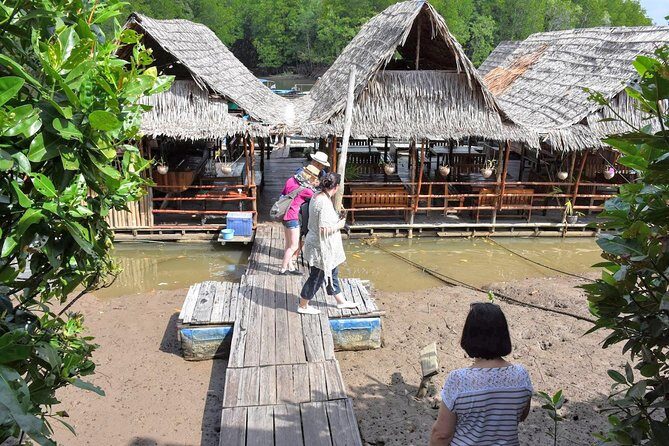 Mangrove Boat Tour in Krabi - Lunch on the River: Light Food, Good Timing