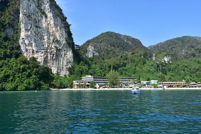 Phi Phi Don & Phi Phi Leh Sunset Trip by Arisa Speed Boat - Speedboat Around Phi Phi: The Real Value in Covering More for Less Time