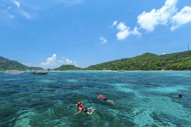 Phi Phi Don & Phi Phi Leh Sunset Trip by Arisa Speed Boat - Ko Phi Phi Le and the Maya Bay Moment: Short Visit, Big Expectations