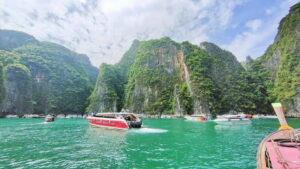 Phi Phi: Half Day Long Tail Boat to Maya Bay - Getting there: the McDonald’s pier meet-up and why it matters