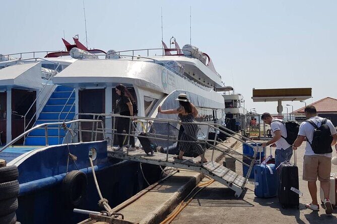 Phi Phi Island To Phuket By Phi Phi Cruiser - Pier logistics: mobile ticket, check-in timing, and staying calm