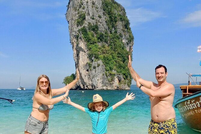 Private Longtail Boat Tour to 4 Islands - Stop 3: Tup Island’s low-tide sand bridge moment