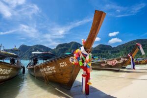 Private Transfer from Krabi to Phuket with 2h of Sightseeing - Lunch, breaks, and pacing: your day stays flexible