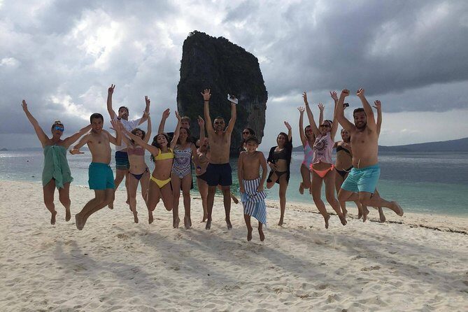 Railay and 4-Island Sunset Speedboat Cruise with Night Snorkel - The boat-and-beach flow: timing and what it feels like