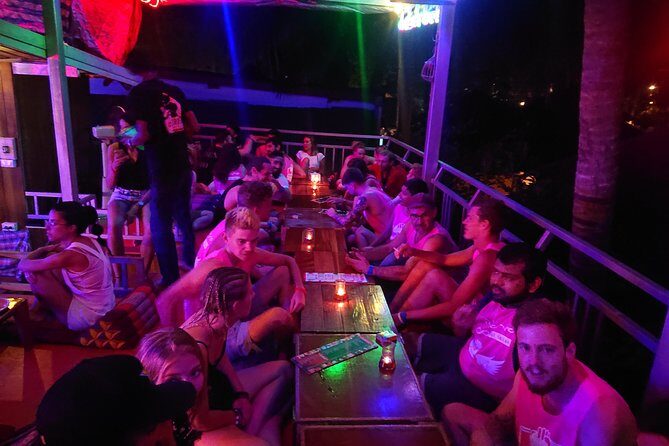 Railay Pub Crawl - Bar hopping around Railay Beach: how the night flows
